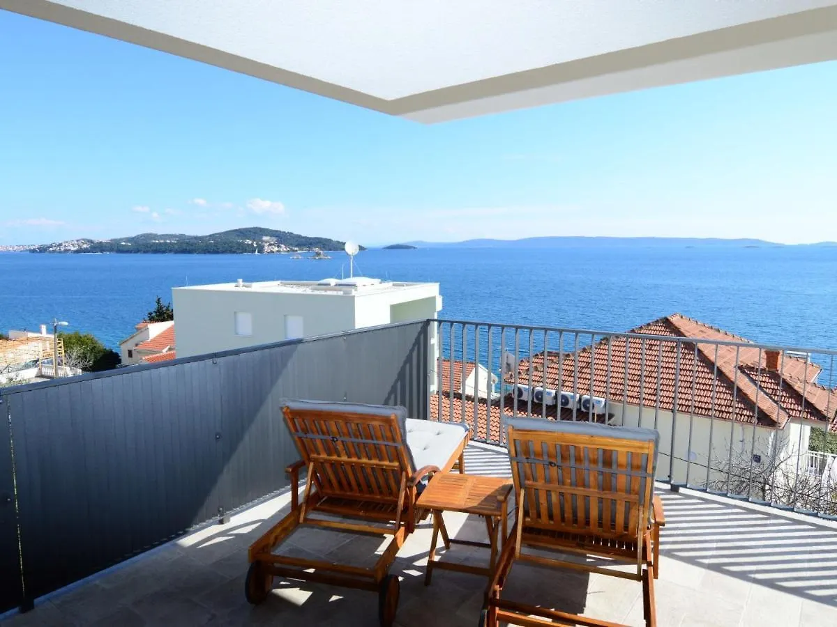Apartment Viva-By The Sea-Panorama Penthouse By Interhome Seget Vranjica