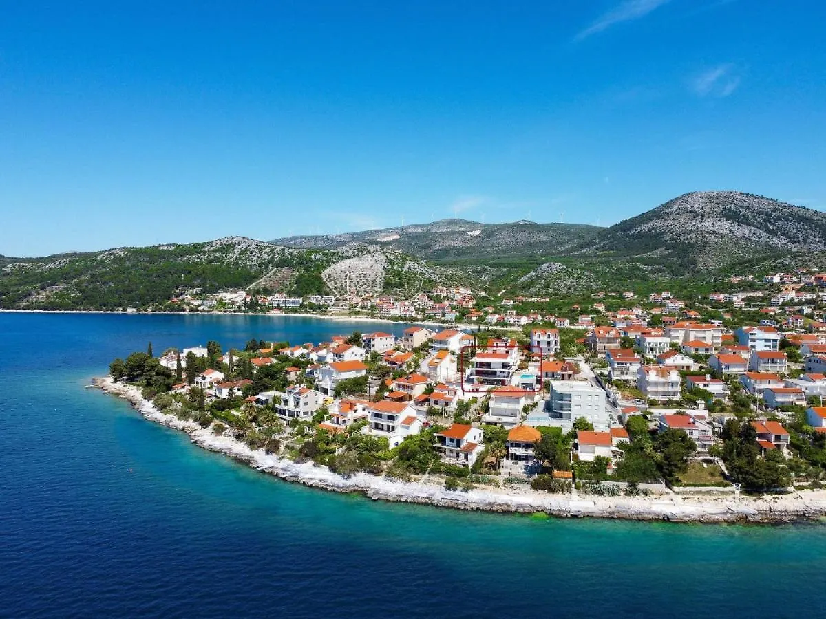 Apartment Viva-By The Sea-Panorama Penthouse By Interhome Seget Vranjica 0*,